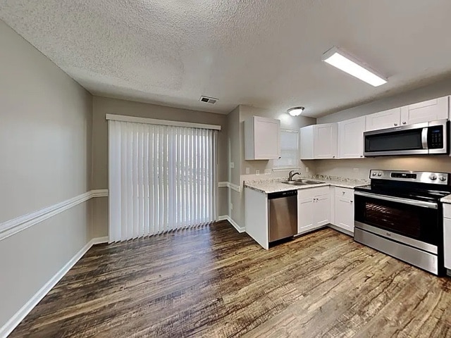 Building Photo - 7716 Pence Pond Ln