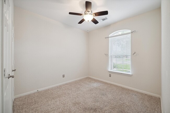 Building Photo - 21551 Elm Hurst Ln