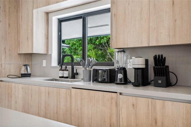 Building Photo - 9600 SW 147th St