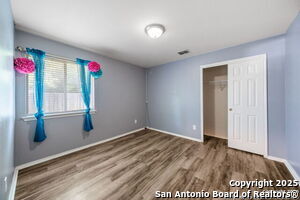 Building Photo - 10631 Arabian Sands