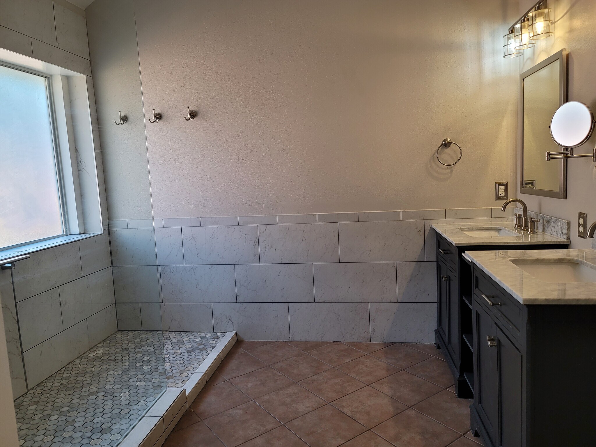 Building Photo - 703 Flagstone Way
