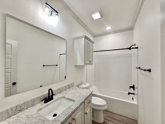 Building Photo - Coming Soon: 3 Bedroom 2 Bath Home in Tyler!