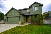 Building Photo - 11301 W Goldenrod Ave