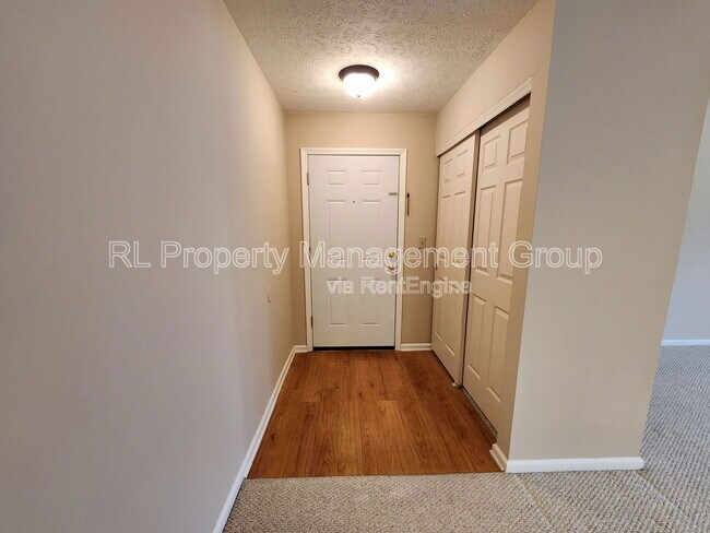 Building Photo - 3437 Fishinger Mill Dr