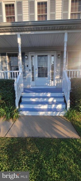 Building Photo - 11607 River Meadows Way