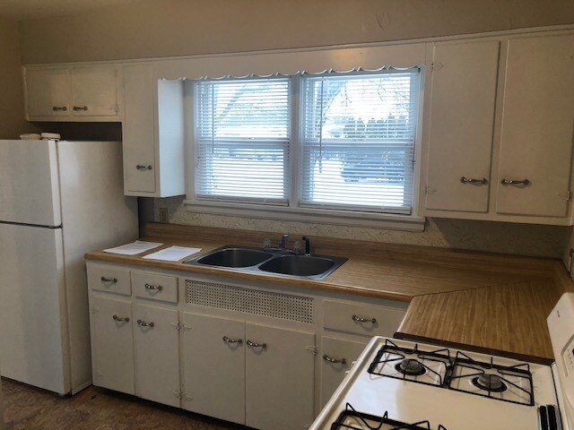 Building Photo - 17668 IN-23