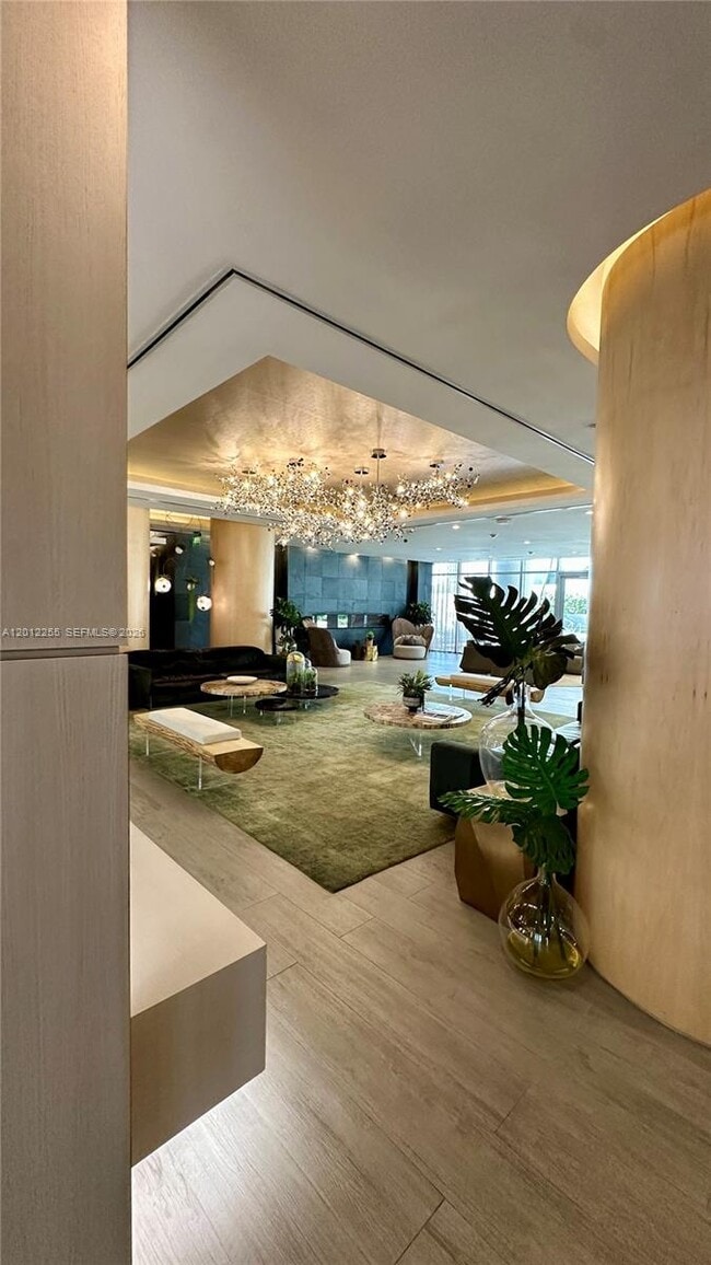 Building Photo - 488 NE 18th St