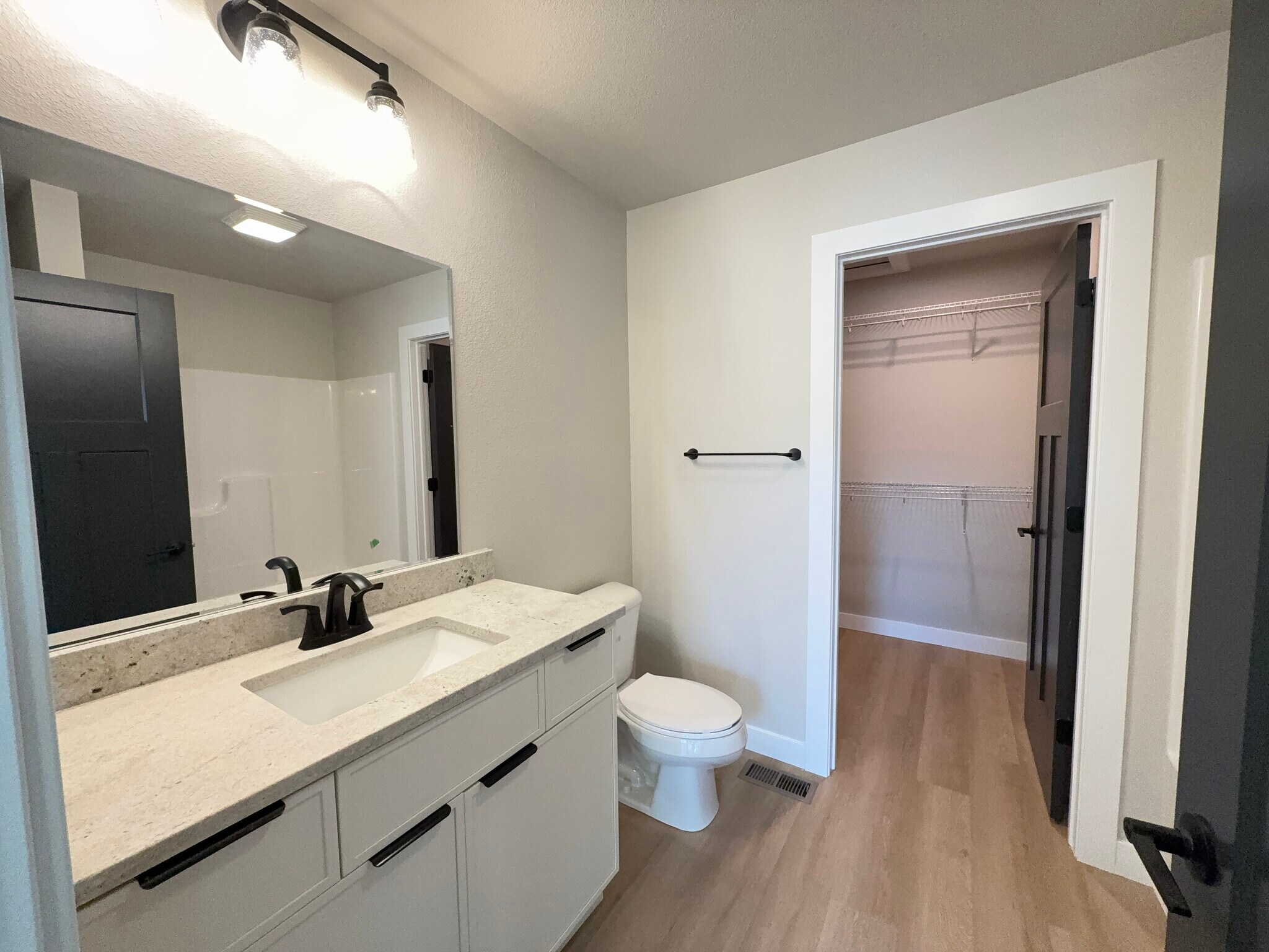 Building Photo - 3310 Stoneway Ct