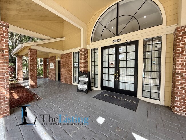 Building Photo - 8724 Mallard Reserve Dr