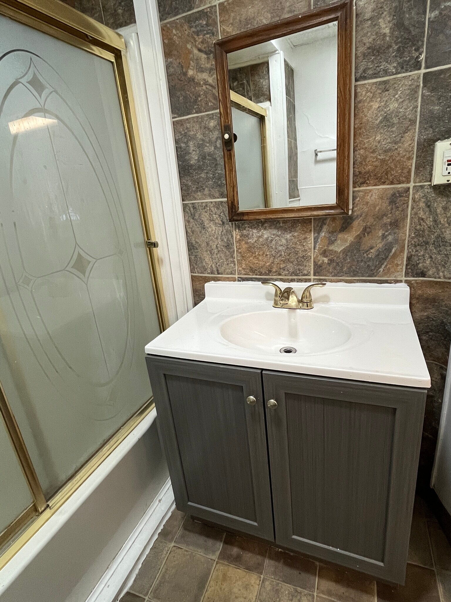 Building Photo - 749 Alpine Ave NW