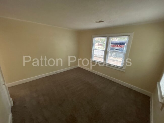 Building Photo - 1401 Kinderway &amp; 4300-4302 Wentworth - Inside CoC - R09214-07-01