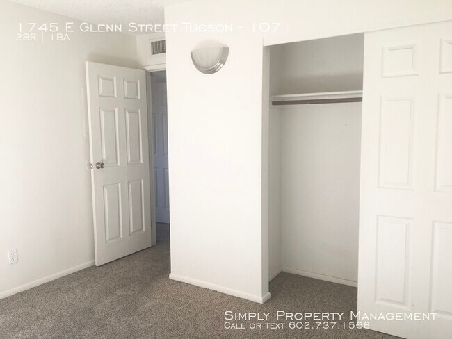 Building Photo - 1745 E Glenn St