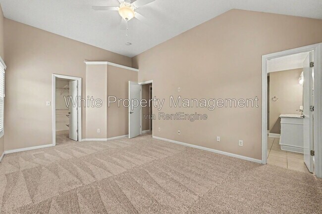 Building Photo - 9201 Hanworth Trace Dr