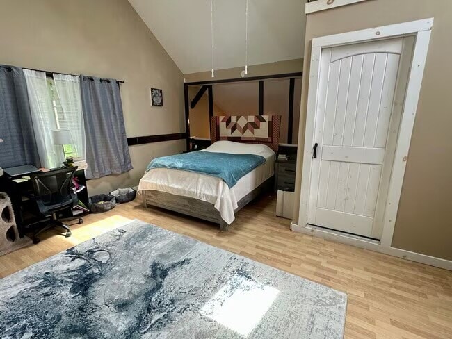Bedroom - 53 Center St