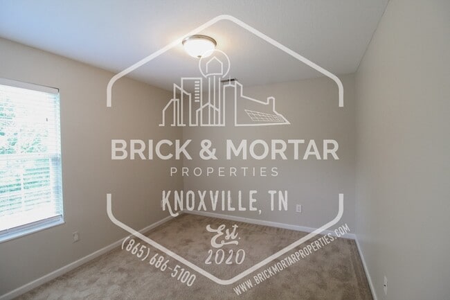 Building Photo - 3718 Sean Grove Way