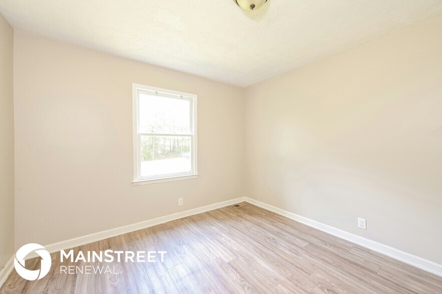 Building Photo - 1749 GA-212