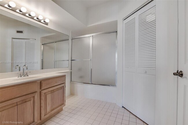 Building Photo - 1280 S Alhambra Cir