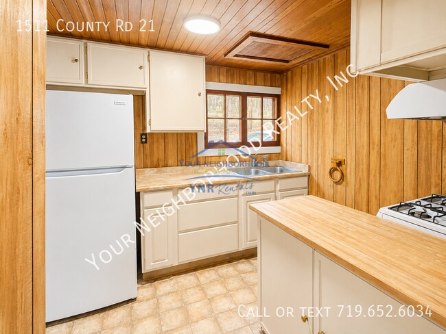 Building Photo - 1511 Co Rd 21