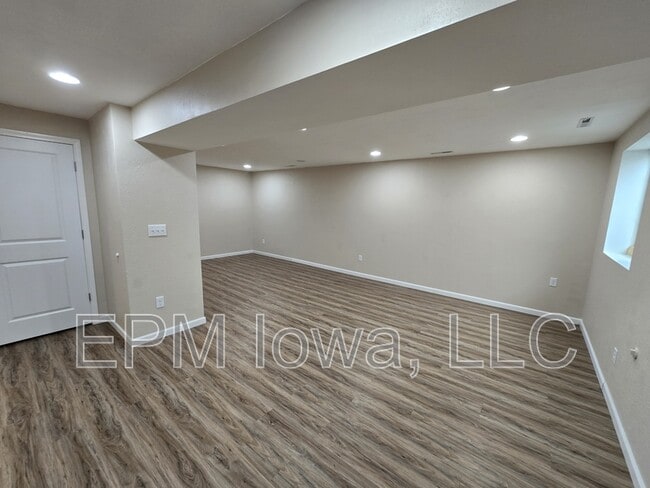 Building Photo - 147 Alydar Dr