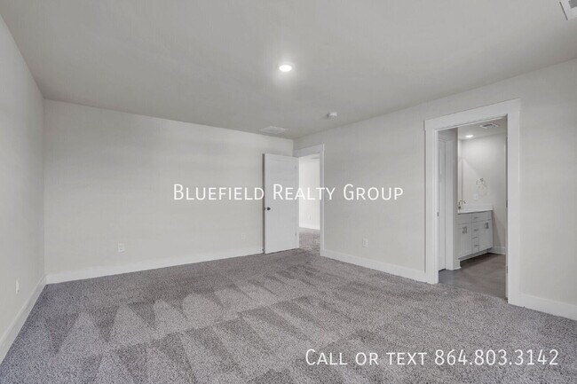 Building Photo - 308 Garrison Grove Dr