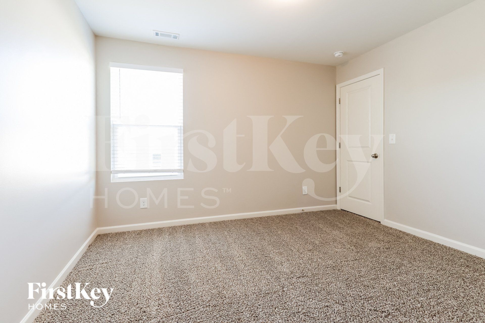 Building Photo - 98 Bennett Ct