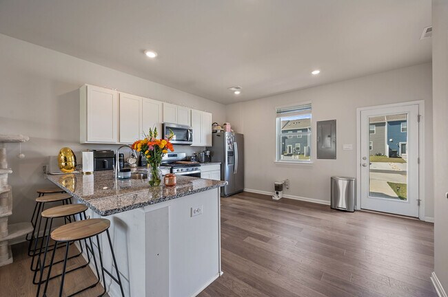 Building Photo - 203 Ridgley Blvd