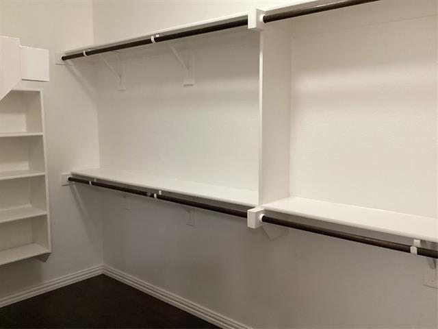 Building Photo - 1704 Hickory Chase Cir