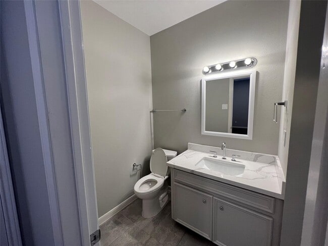 Building Photo - 1516 Park St