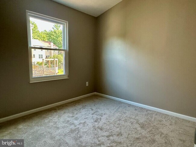 Building Photo - 310 Fleece Flower Dr