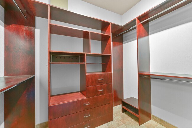 Building Photo - 1903 Highland Point Ct