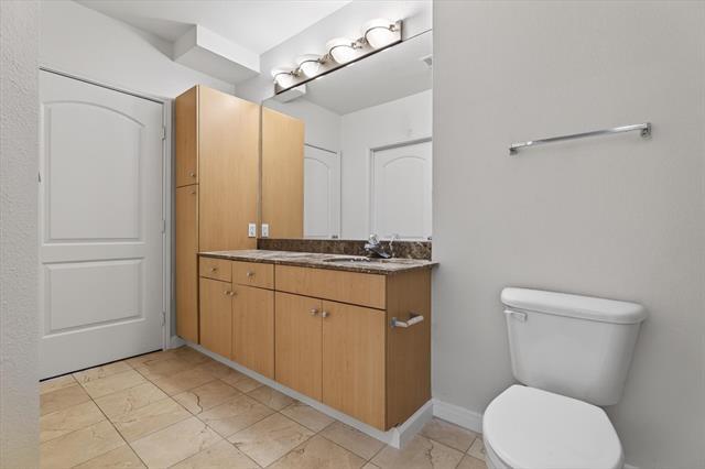 Building Photo - 3225 Turtle Creek Blvd