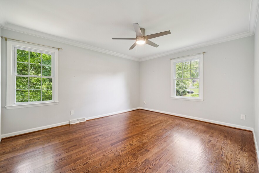 Bedroom 3 - 8323 Cliffside Dr