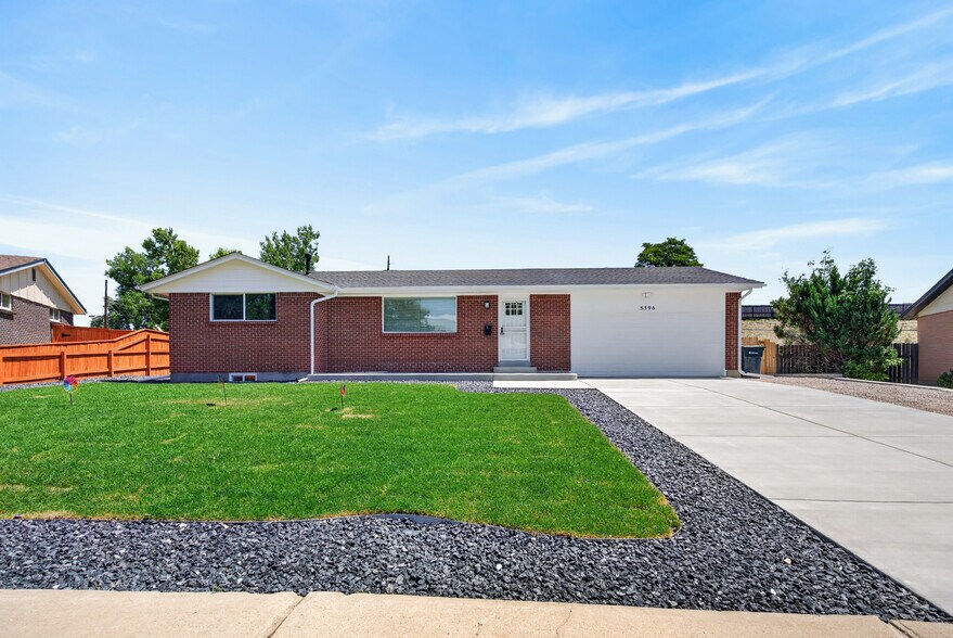 Building Photo - 8596 Sheridan Ct
