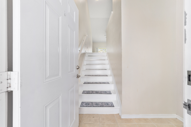 Building Photo - 5436 Admiral Way