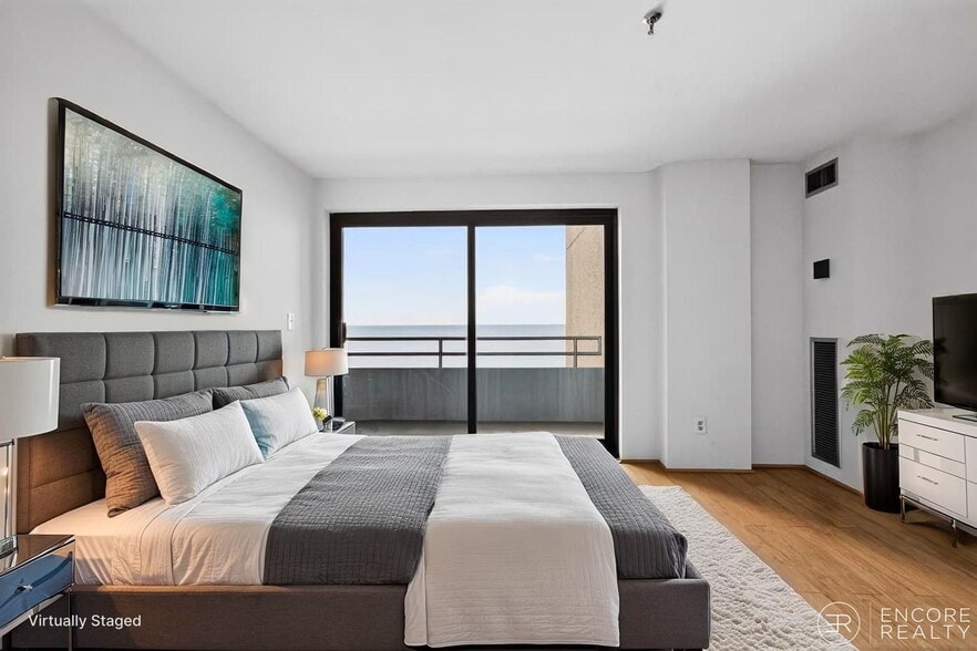 Building Photo - 394 Ocean Ave