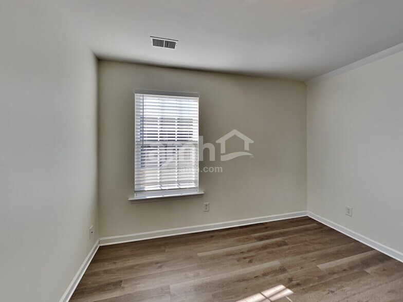 Building Photo - 2186 Gold Valley Dr