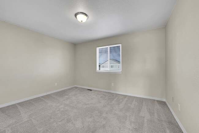 Building Photo - $2,750.00 - 6 Bedrooms, 3.5 Bathrooms, Single Family Home in Colorado Springs with Fenced Yard!