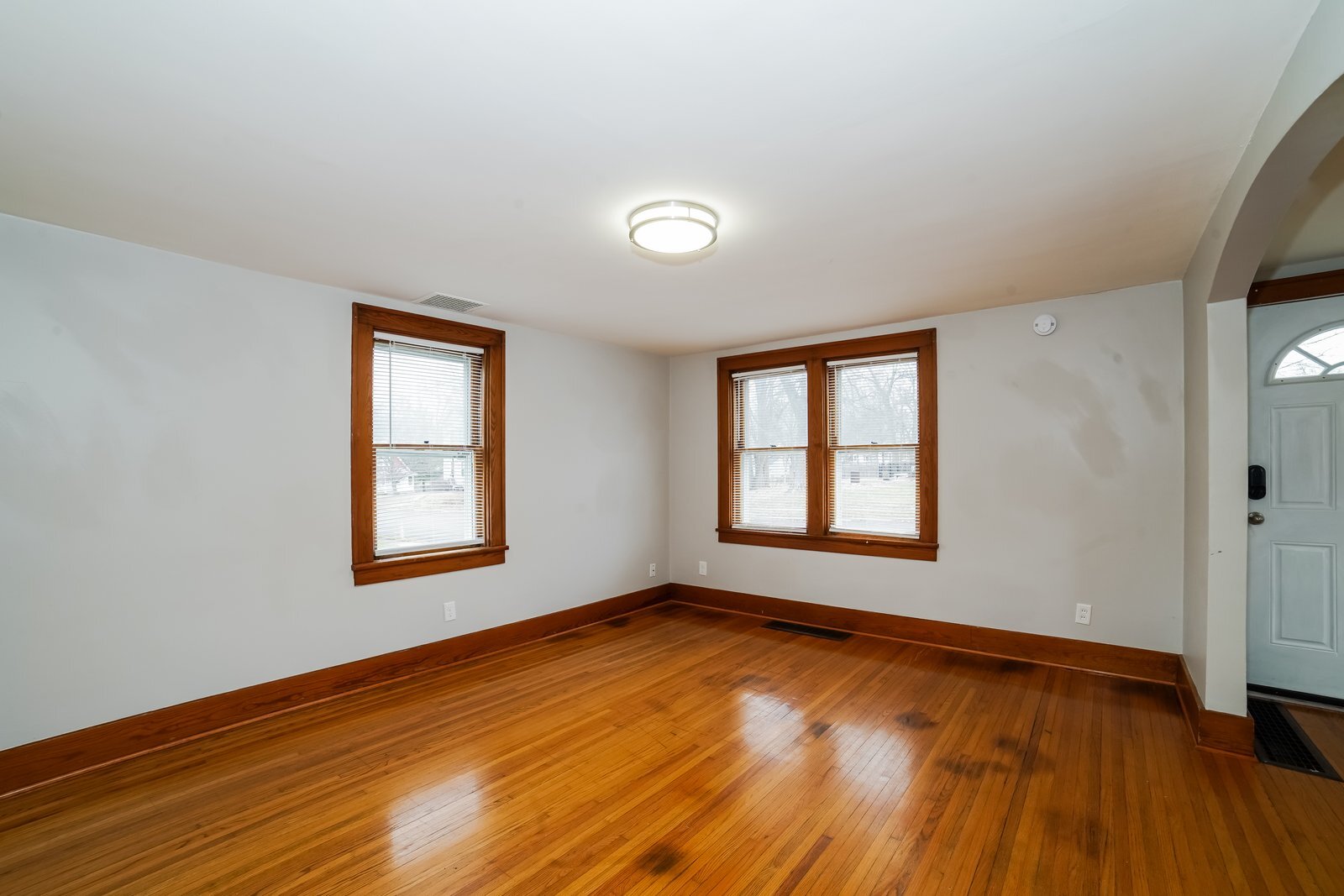 Building Photo - 306 Eldridge St