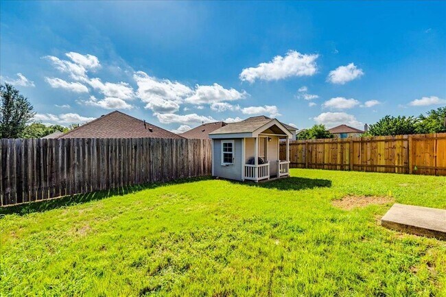 Building Photo - 185 Housefinch Loop