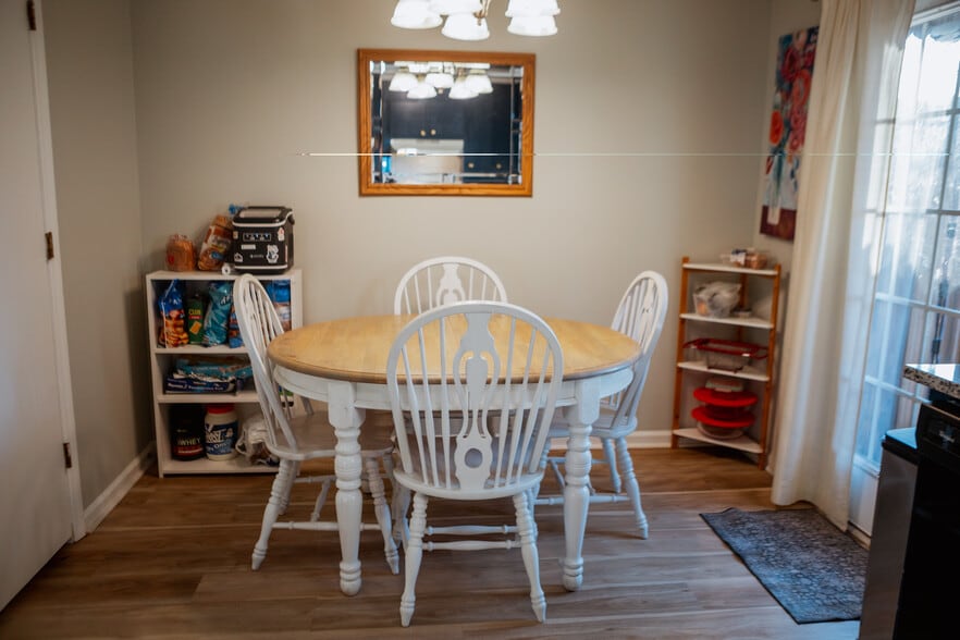 Building Photo - 199 Kristin Dr