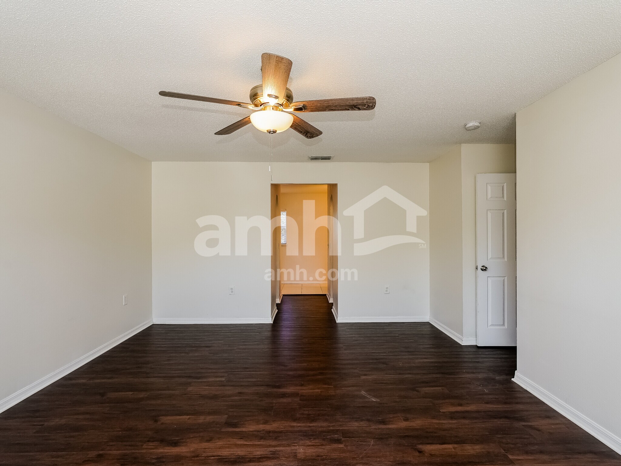 Building Photo - 12808 Lake Vista Dr