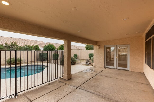 Building Photo - 3331 N Copenhagen Dr