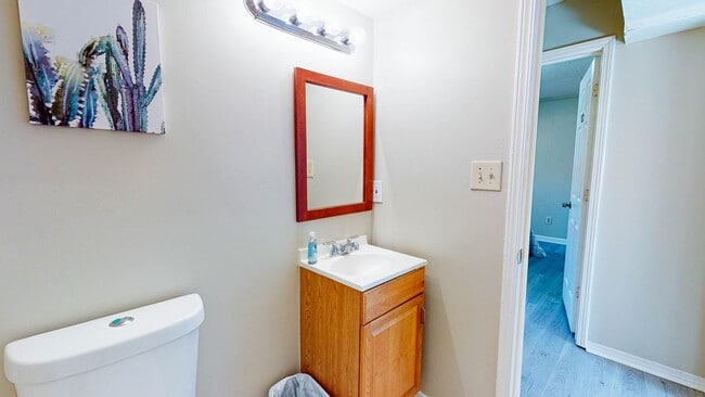 Building Photo - 6189 Charring Cross Ct