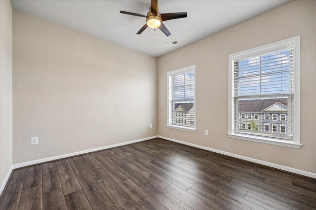 Building Photo - 14319 Potomac Heights Ln