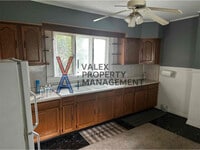 Building Photo - 1310 Swetland St