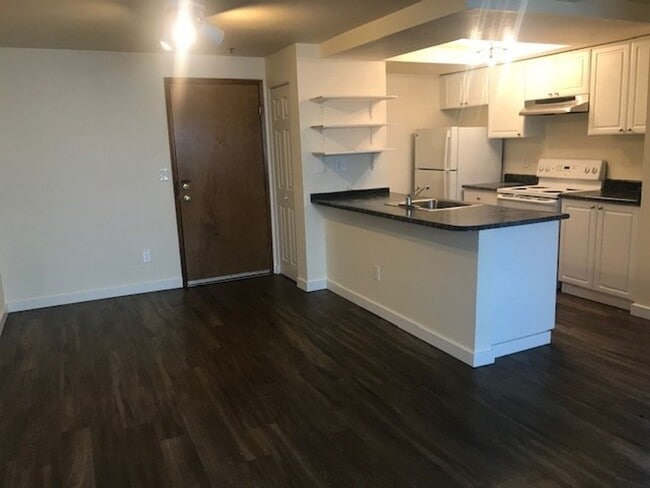 Floorplan - Oak Tree Apartments
