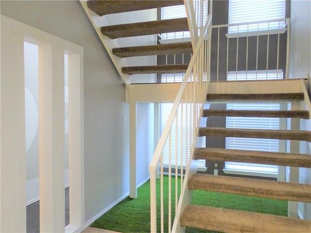 Building Photo - 2252 Jackson Cir