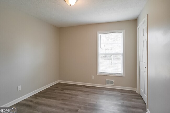 Building Photo - 2675 Frank Ln