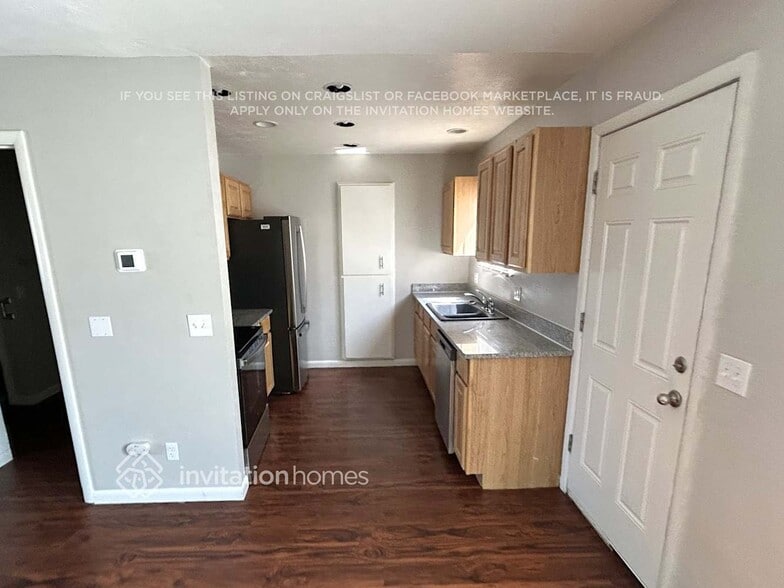 Building Photo - 9731 W 104th Dr
