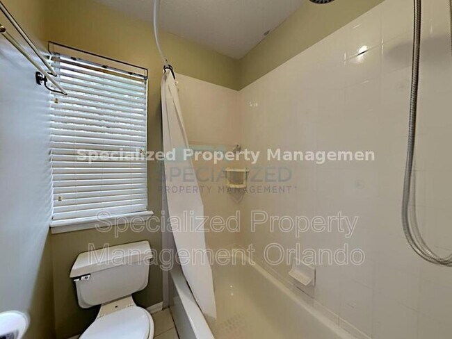 Building Photo - 805 W Smith St